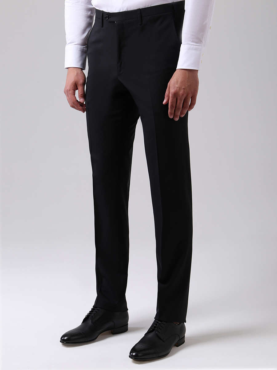 Классический костюм