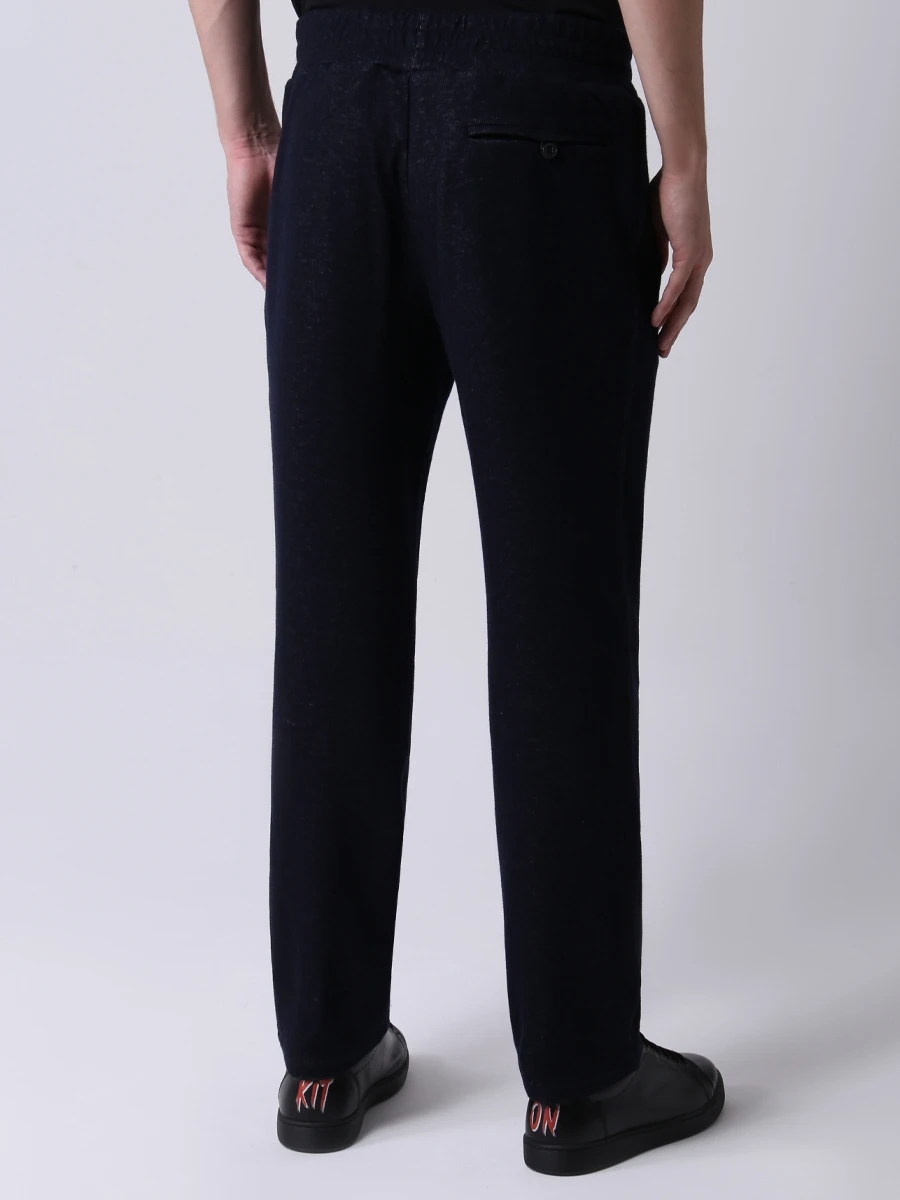 Костюм спортивный