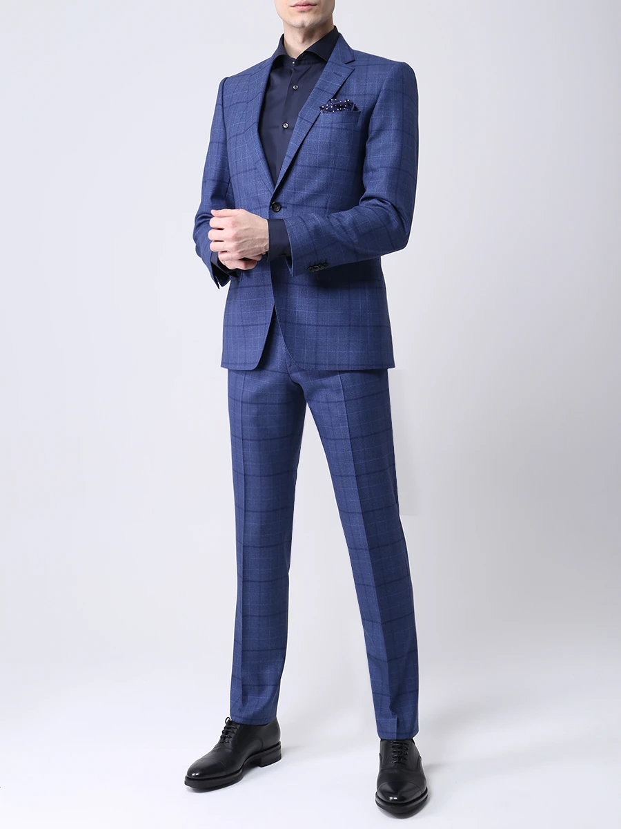Костюм классический в клетку