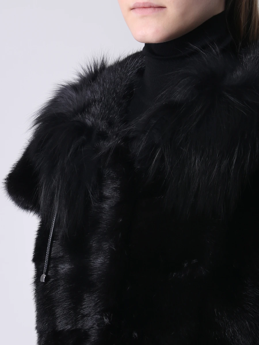 Жилет норковый с мехом лисы