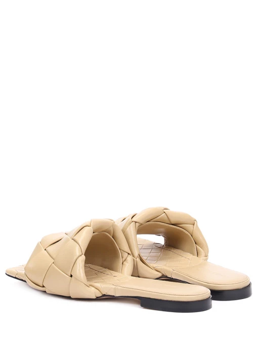 Шлепанцы кожаные BOTTEGA VENETA