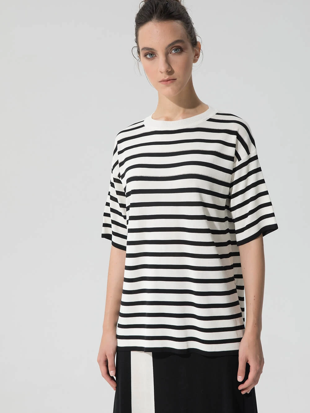 Джемпер шелковый с люрексом