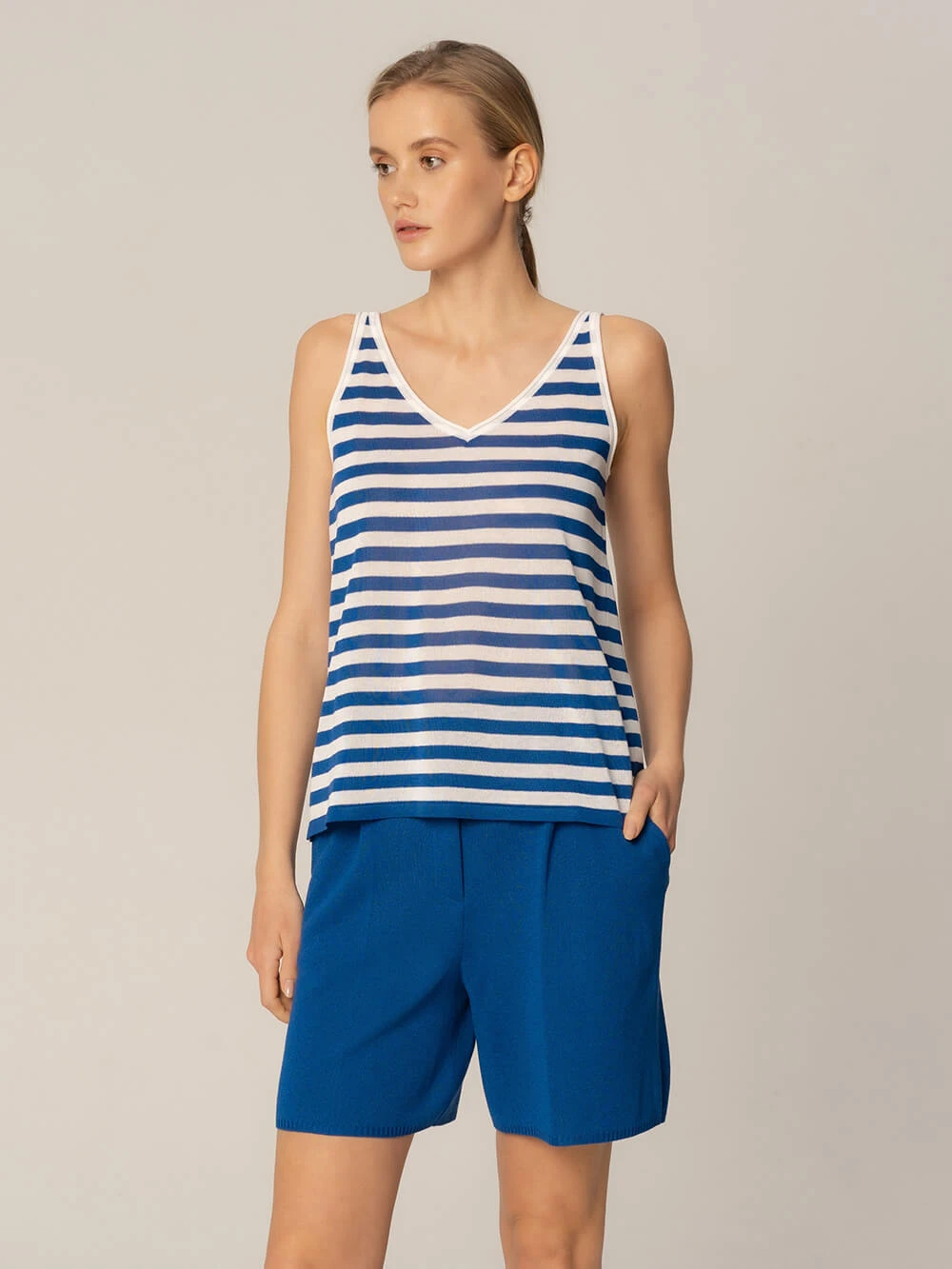 Майка из вискозы