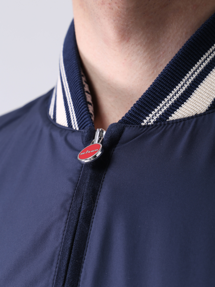 Бомбер однотонный