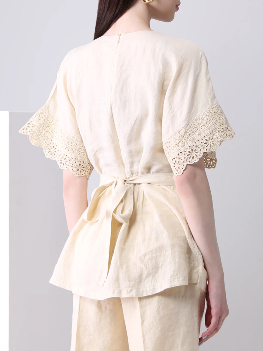 Блуза льняная с шитьем